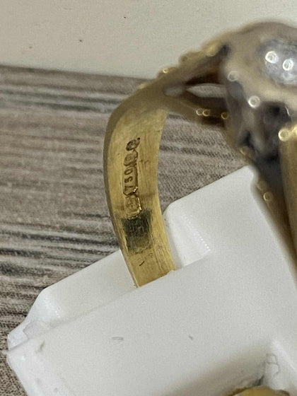 18ct Gold Ring (Size O) Apx 3g