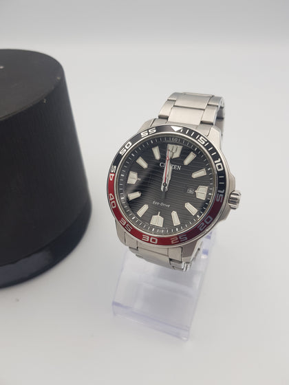Citizen Eco Drive Analogue Men's Watch - Stainless Steel Band - Model: J810-R013921 - with Original Box and Spare Links