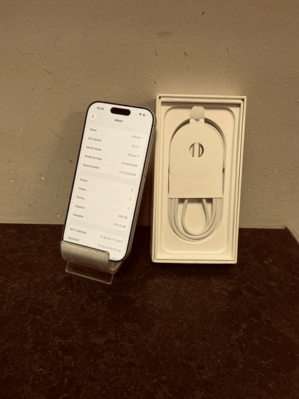 iPhone 17