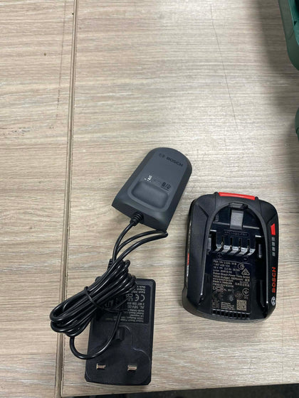 * Bosch 18v-40 Easy Impact Cordless Combi Drill