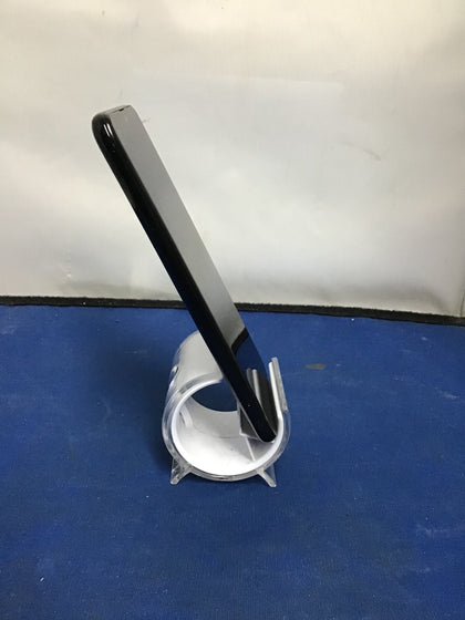 Samsung A20e - 32GB Storage