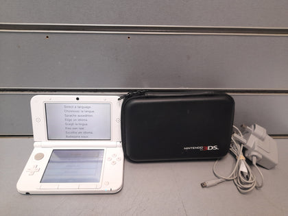 Nintendo 3DS XL With Charger And Case