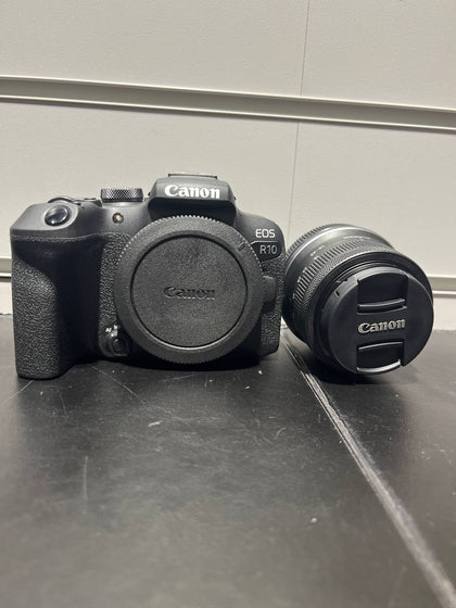 Canon EOS R10 24.2MP Mirrorless Digital Camera - Black (Kit with RF-S 18-45mm RF KIT LENS