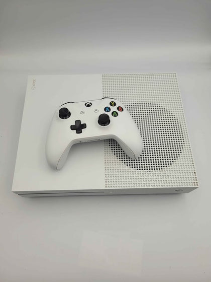 Microsoft Xbox One S Home Gaming Console - 500GB HDD - White - Unboxed With White Pad