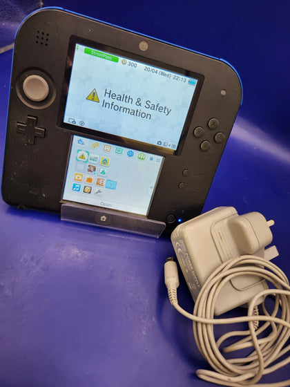 Nintendo 2DS - Non folding (Handheld Console)