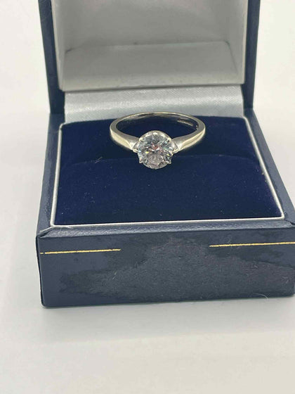 9ct white gold cubic zirconia solitaire ring size K