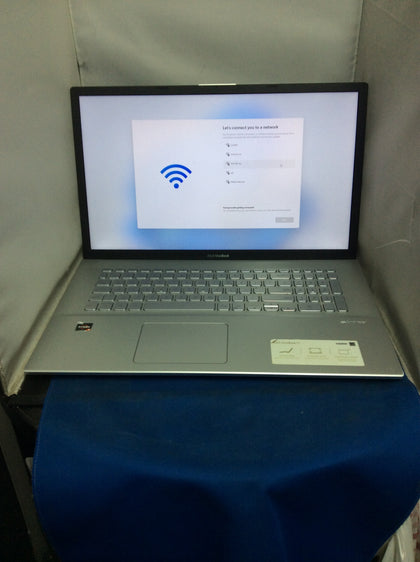 Asus Vivobook 17 Sonic Master