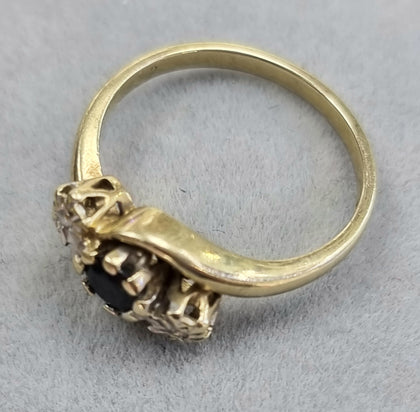9ct Gold Sapphire /Diamond Ring Size K