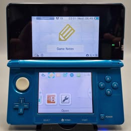 Nintendo 3DS in Aqua with Charger .