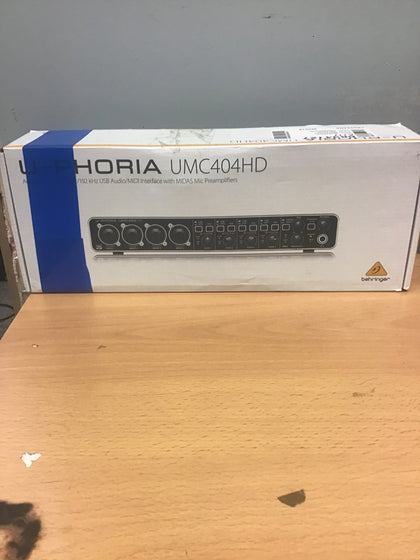 Behringer U-Phoria UMC404HD Audio Interface