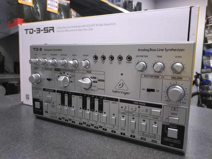 Behringer TD 3 Mo SR - Bass Line Synthesizer with VCO