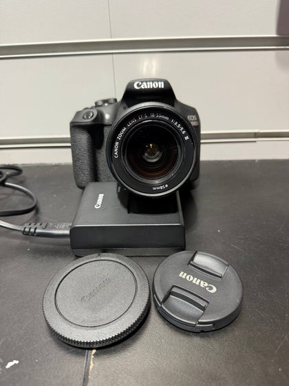 Canon EOS 2000D Black + 18-55mm III