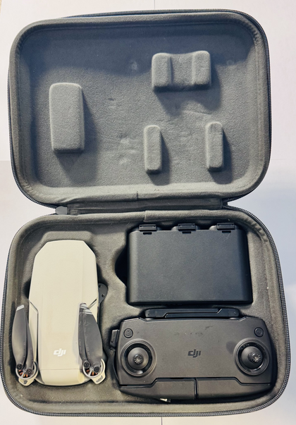 DJI Mavic Mini Drone + Case + 3x Batteries + accessories
