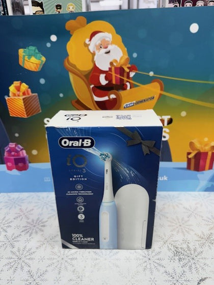 Oral-B Io Series 3 Electric Toothbrush with Travel Case Gift Edition - Blue