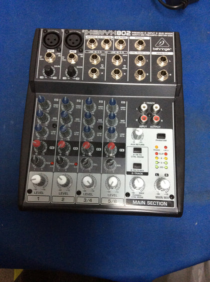 Xenyx 802 mixer