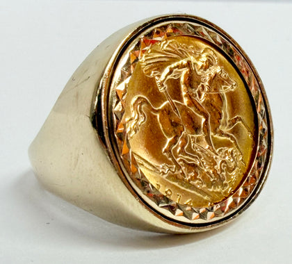 22ct gold Half Sovereign Mounted in a 9ct Ring Size Q 1/2