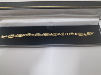 9CT Gold Bracelet 10.1G 375 7'' in Length.