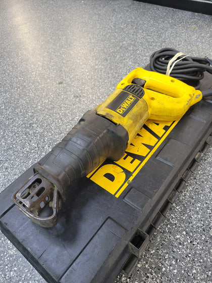 DeWalt Reciprocating Saw Dw303 Corded 230V, Used, With DeWalt Case