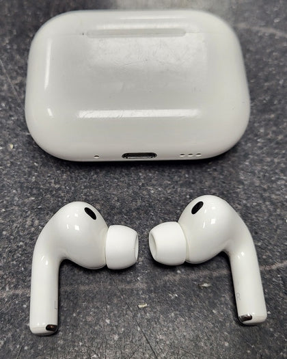 Apple AirPods Pro 3 A3063+A3064 In-Ear (USB‑C MagSafe Case A3122) - Boxed