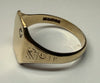 9ct gold signet ring size V