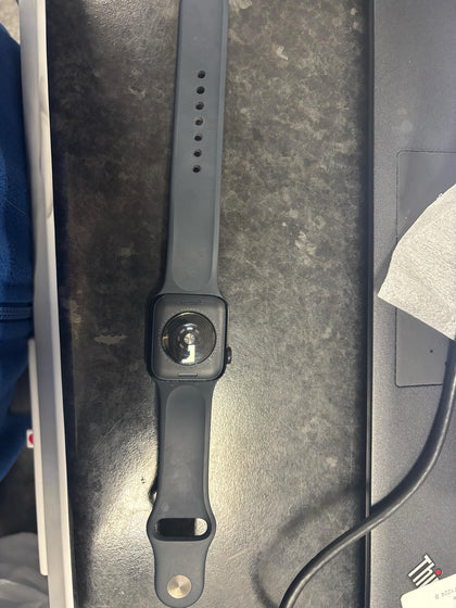 Apple Watch SE - 40mm - GPS - Bluetooth
