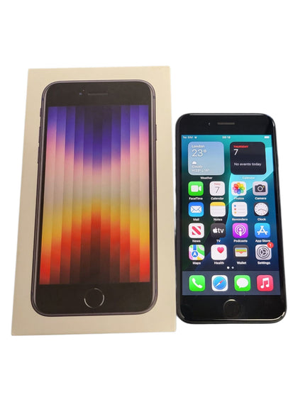 Apple iPhone SE (3rd generation) - 64 GB - Midnight - Boxed - B