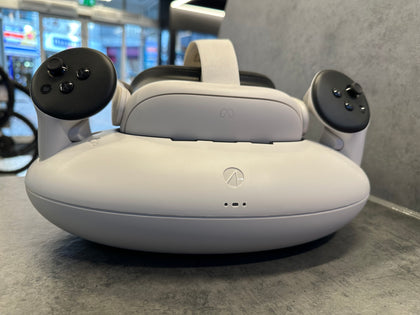 Meta Quest 3 512GB Headset + Stealth Storage & Charging Station