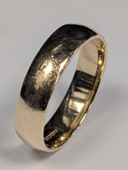 9CT Gold Wedding Band Ring Size R