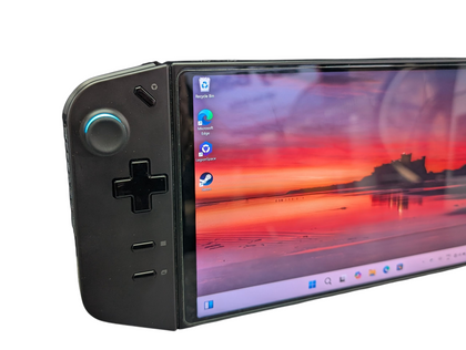 LENOVO LEGION Z1 2TB HANDHELD PC CONSOLE BOXED PRESTON STORE