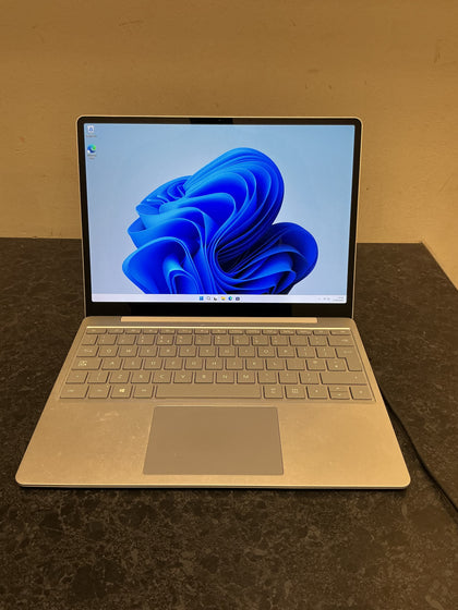 Microsoft Surface Intel