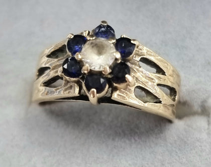 9ct Gold Ring With Blue /Clear Stones Size P