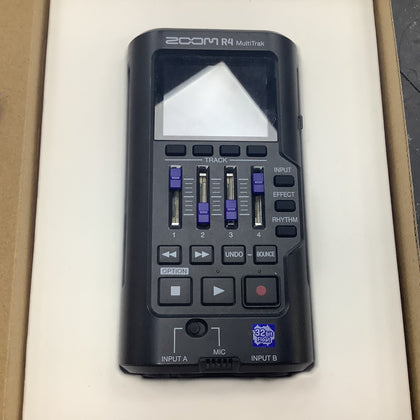 Zoom R4 Multi-Track Recorder