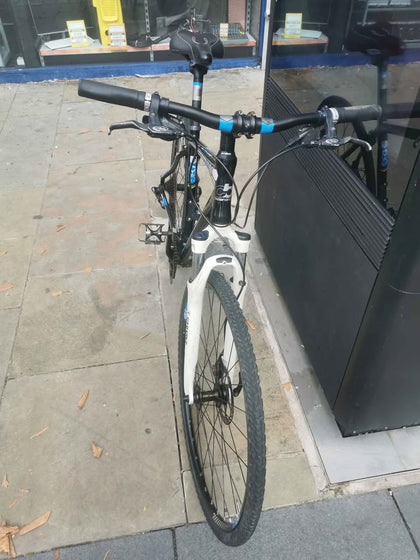 ********COLLECTION ONLY*******   Boardman CB 3XB Hybrid Bike - 27 Speed, 27.5