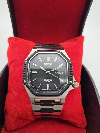 Seiko Sports 100 - 1982 Vintage - 8229-503a