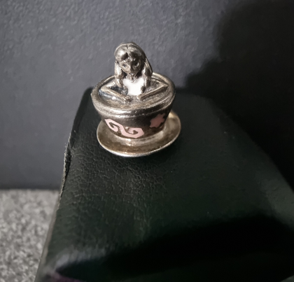 Pandora X Disney Parks Alice in Wonderland Teacup Charm