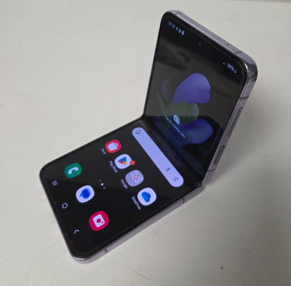 Samsung Galaxy Z Flip 4  256GB unlocked Purple