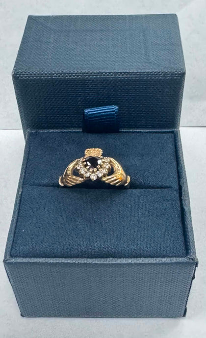 9ct Heart ring 2.2g Size M **Hallmarked**