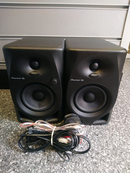 pioneer dm- 40D active monitor speaker