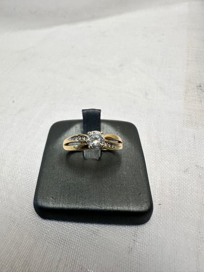9ct Yellow Gold Clear Gem Ring - Size M
