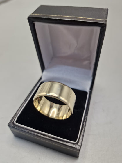 Gold Ring 375 9ct 8.0G Size W