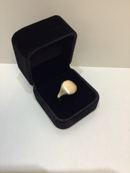 9ct solid gents signet ring