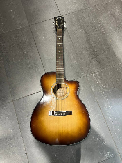 Guild OM-260CE Deluxe Burl