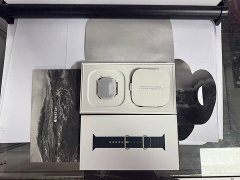 Apple Watch Ultra Cel With STRAP, Titanium, 49mm (boxed) **wythenshawe**