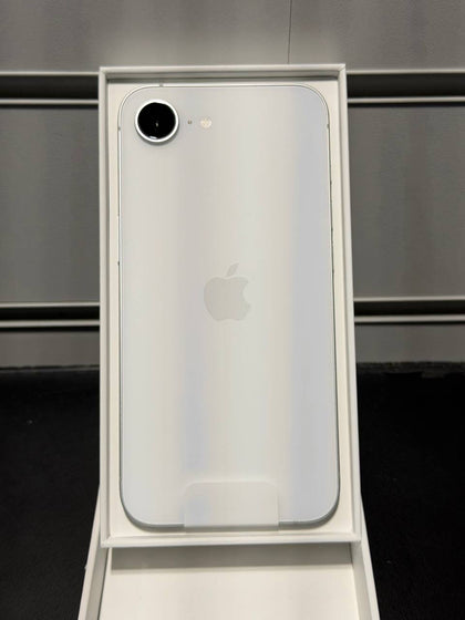 ** CHRISTMAS SALE ** Apple iPhone 16e 128GB Black - LIKE NEW