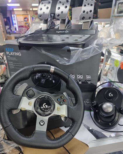 Logitech G920 Driving Force Racing Wheel + Shifter