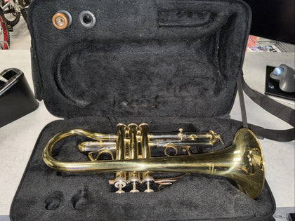 Elkhart 100CR Bb Brass Cornet by Vincent Bach Includes mouthpiece and Carry Case