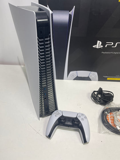 Playstation 5 Digital Edition & Wireless Controller
