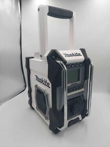 Makita MR001G, White Job-Site Radio, Unboxed- Like New