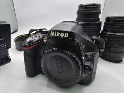 nikon camera d5200 plus 2 lenses