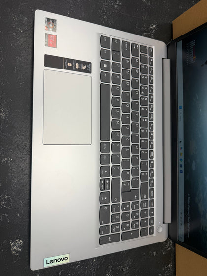 Lenovo IdeaPad 1 (15AMN7) AMD Ryzen 5 16GB 512GB Boxed - Chesterfield